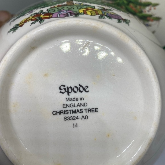 Vintage Spode Christmas Tree Nut Bowl W/ Box 5.5" Made in England S3324 - Picture 2 of 5